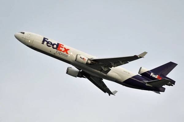 Soubor:Federal Express (FedEx), McDonnell Douglas MD-11, N597FE - SEA (19493539105).jpg – Wikipedie