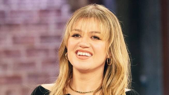 Kelly Clarkson confirms surprise move back to LA after admitting she was 'struggling'