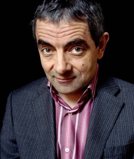 Rowan Atkinson - Britský komik známý především jako Mr. Bean. Narodil se do selské rodiny a už odmal - Story