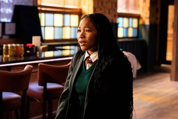 Laya DeLeon Hayes - Equalizer - Exposed - Z filmu