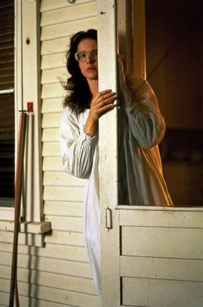 Nebezpečná žena - Z filmu - Debra Winger