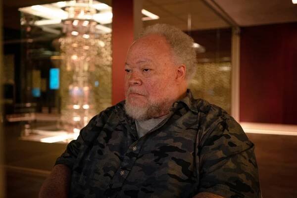 Devs - Epizoda 4 - Z filmu - Stephen McKinley Henderson