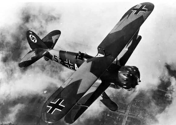 Henschel Hs 123