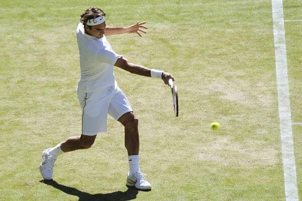 Soubor:Roger Federer at the 2009 Wimbledon Championships 08.jpg