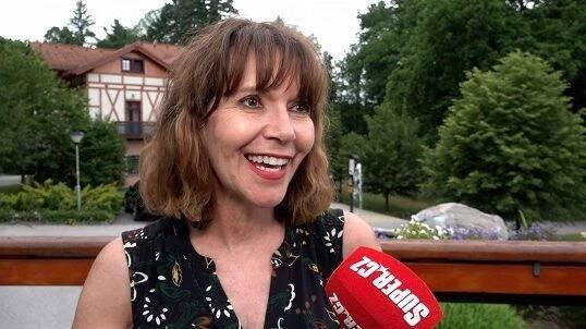 Šaty si půjčuje od svých dcer: Michaela Dolinová má rok před šedesátkou postavu dvacítky