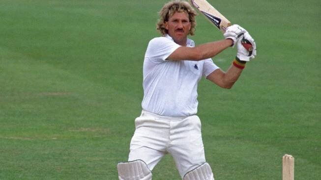 Botham set to make £150k from mementos including £15k for stump from Ashes test