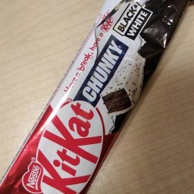 KitKat Black & White Nestlé