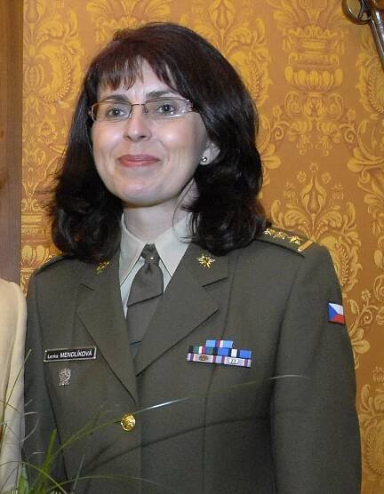 Česko může mít poprvé ženu v hodnosti generála. Čeká se na Zemanův podpis