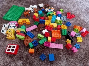 Lego Duplo kostičky + figurky + motorka + zvířátka - Hračky