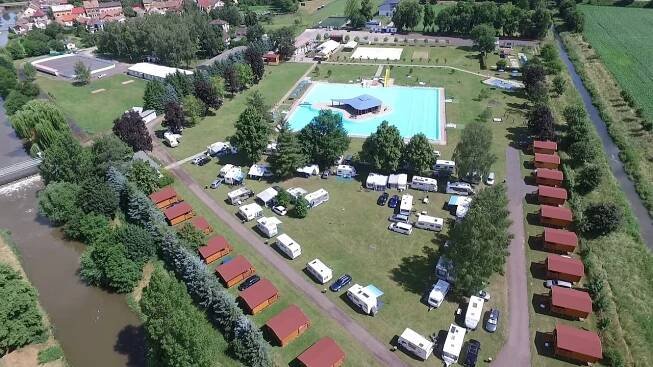 Chlumec nad Cidlinou - koupaliště a kemp (červen 2016)