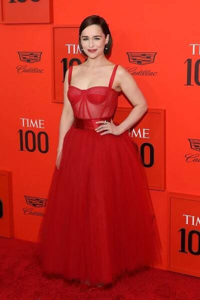Emilia Clarke red dress