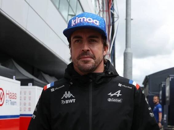F1: Alpine boss Otmar Szafnauer has ‘no worries’ about Fernando Alonso’s focus this season despite move to Aston Martin