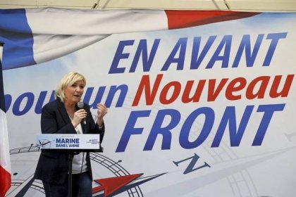 Le Penová uhájila vedení Národní fronty. Jejímu otci sebrali čestnou funkci