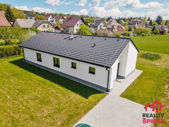 Prodej rodinného domu - novostavba, pozemek CP 1959 m2, Leto - 16