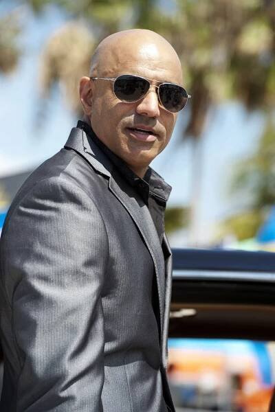 Status: Nežádoucí - Poslední rozloučení - Z filmu - Faran Tahir