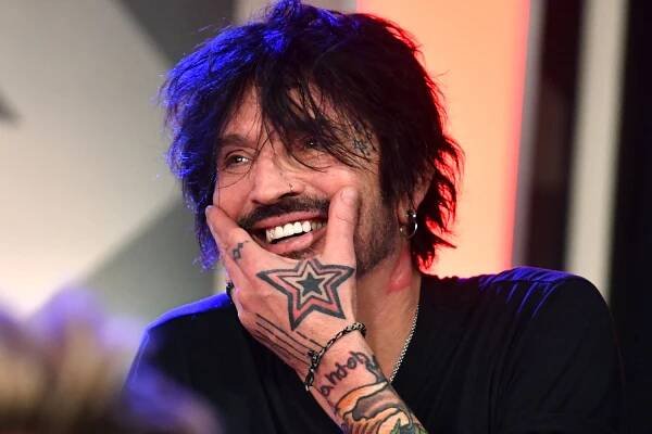 Tommy Lee is an original member of Mötley Crüe, a heavy metal band formed in the 1980s