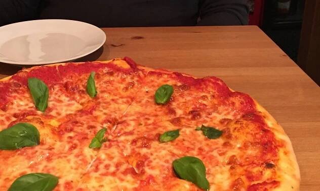 Margarita pizza