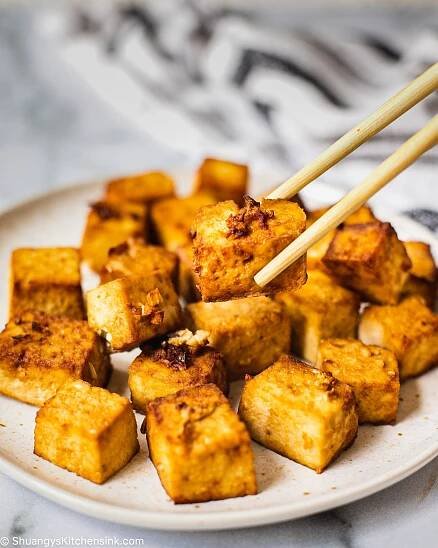 Crispy Air Fryer Tofu
