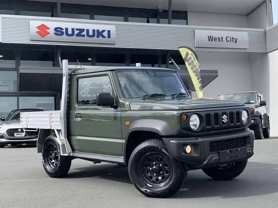 Galerie: Suzuki Jimny s miniaturní korbičkou je roztomiloučký valníček, který budete zbožňovat | Autoweb
