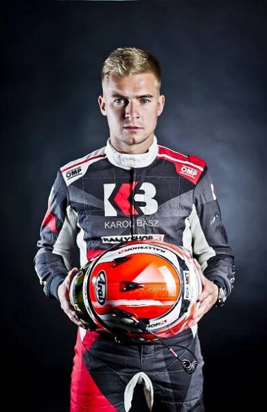 Mičánek zamíchal se sestavou. Do Misana jede s novým jezdcem a novými inženýry pro vítězství – Mičánek Motorsport