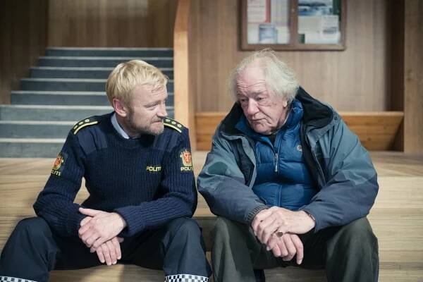 Městečko Fortitude - Epizoda 9 - Z filmu - Richard Dormer, Michael Gambon