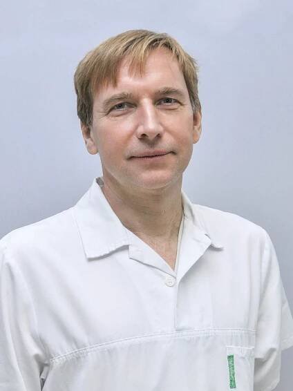 Mohl jsem se nakazit při vyšetřování pacientů na infekčním, připouští primář
