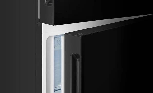 Americká chladnička HISENSE RQ515N4AC2