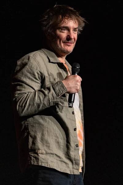 Dylan Moran: We Got This, 4.4.2023, Kongresové centrum Praha | Hudební server FMZine.cz