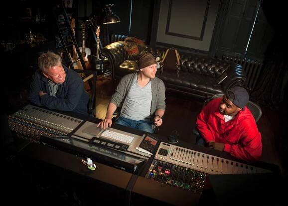 Chris Difford Songwriting Retreat - The Buddy Holly Educational Foundation