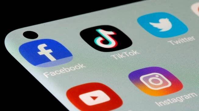 Častí uživatelé sociálních sítí jsou podrážděnější, zjistila studie