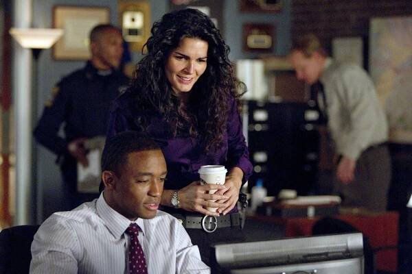 Rizzoli & Isles: Vraždy na pitevně - Dům panenek - Z filmu - Angie Harmon, Lee Thompson Young