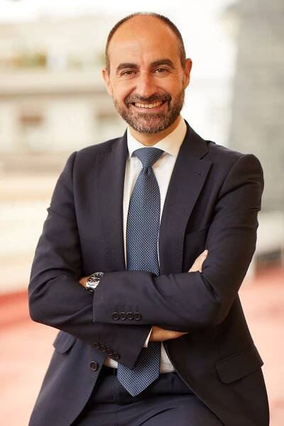 Team – Axon Partners Group