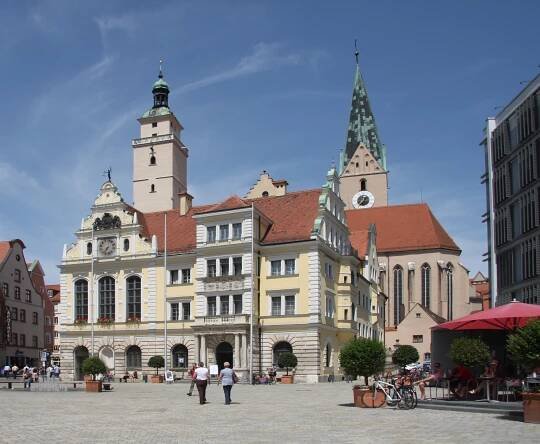 File:Ingolstadt town hall.jpg - Wikimedia Commons