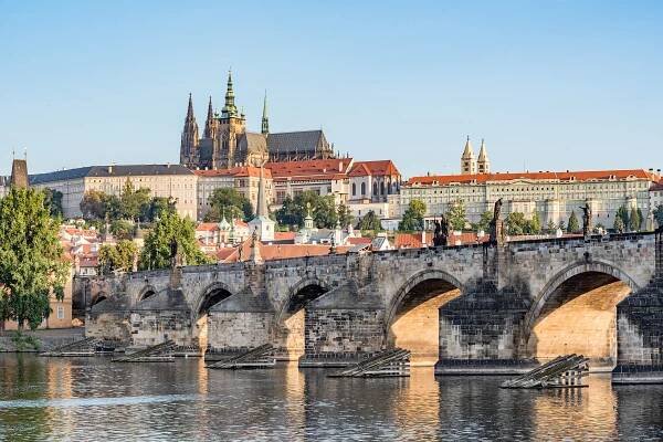 Soubor:Praha 1, Karlův most 20170810 003.jpg – Wikipedie