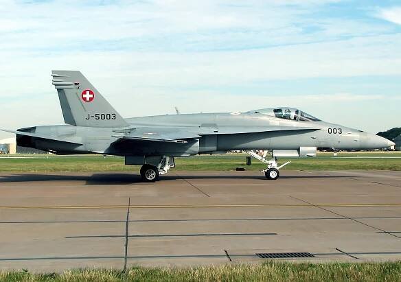McDonnell Douglas F/A-18 Hornet – Wikipedie