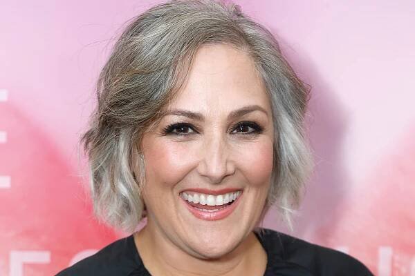 Ricki Lake Posts a Photo of Her "Dramatic Success" Following Hair Loss and Alopecia