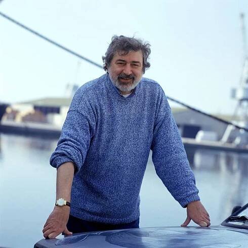 Biografia - Francesco Guccini Official