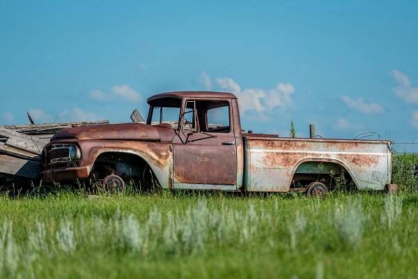 Louisville Junk Truck Buyers 502-804-5605