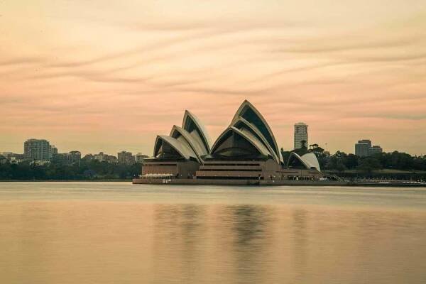 Zpáteční letenky z Prahy do Sydney téměř celý rok již za 24 894 Kč