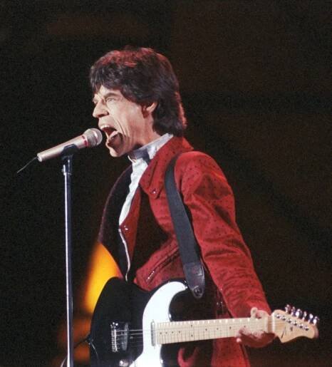 Je to ďábel! Mick Jagger (75) měsíc po operaci srdce ukázal neskutečný tanec