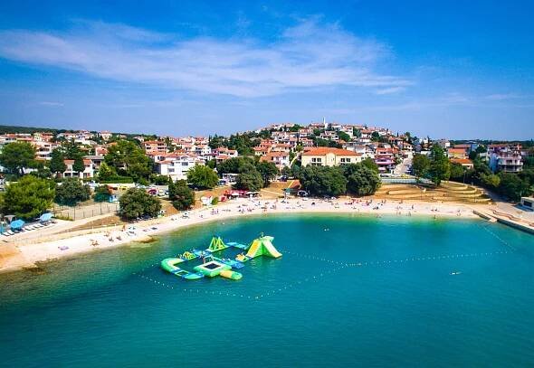 Best beaches in Pula - top 5 selection - Hotel Amfiteatar