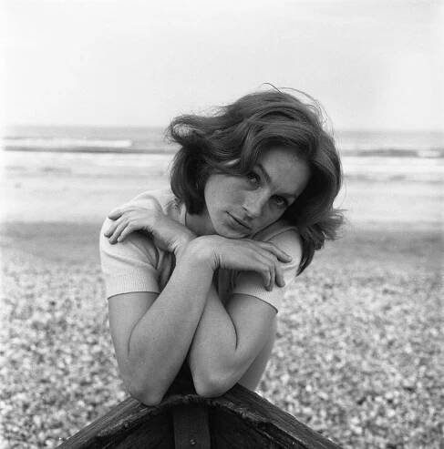 Shirley Anne Field - Proklatci - Promo
