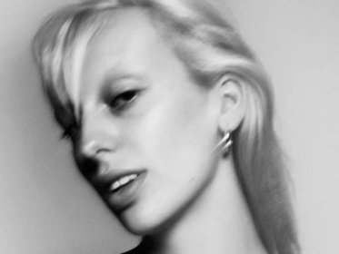 ‘Don’t be a dickhead’: Lili Sumner on her fears, ambitions, and one favor she’d like to ask