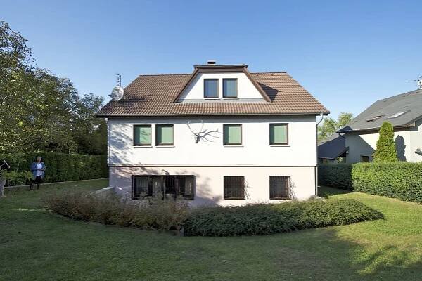 Podedvorská, Kyje - Praha 9 | Pronájem, Rodinný dům, 7+1, 200 m²