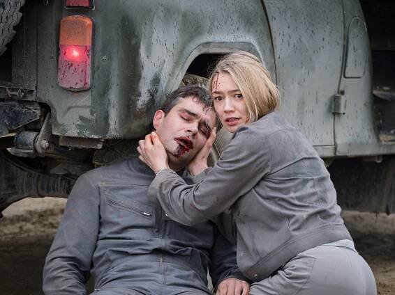 Sputnik - Z filmu - Pjotr Fjodorov, Oksana Akiňšina