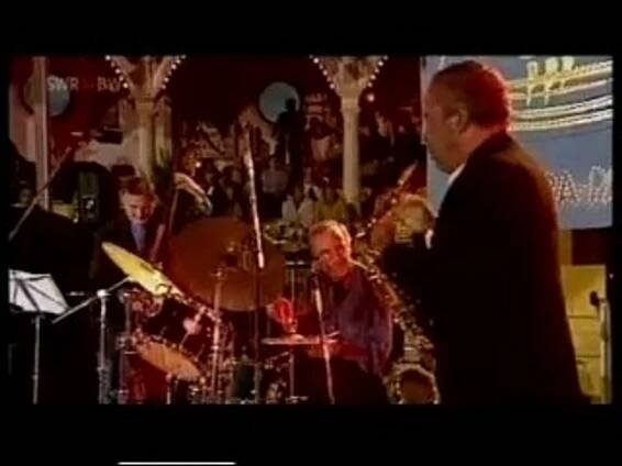 Just Friends - Johnny Griffin - video Dailymotion
