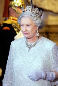 Pohádkové bohatství Alžběty II.: Dědit bude Karel III., ale kdo dál? Ve hře jsou dostihoví koně, šperky, zámky i hrady