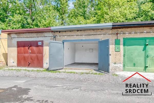 Prodej garáže/21 m2 na ul. Sportovní, Karviná - Nové město