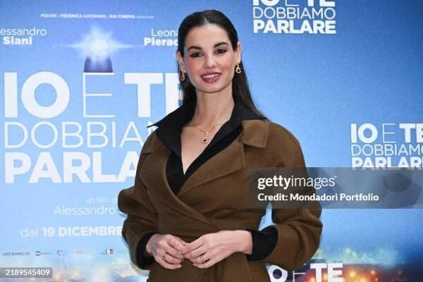 Italian actress Francesca Chillemi during the photocall of the film Io e te dobbiamo parlare all'hotel Le Meridien Visconti. Rome , December 11st,...