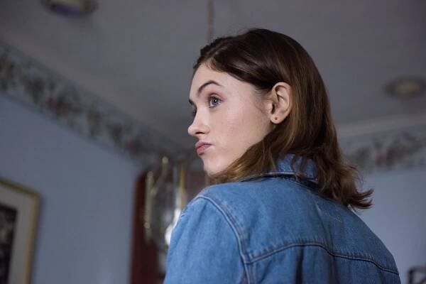 Boží pokušení - Z filmu - Natalia Dyer